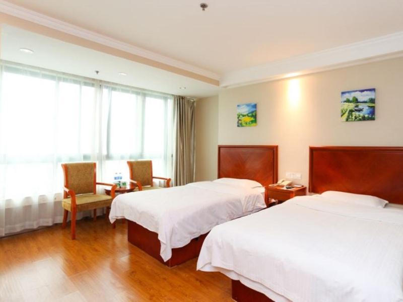 Greentree Inn Jiangsu Wuxi Hubin Business Street Business Hotel מראה חיצוני תמונה