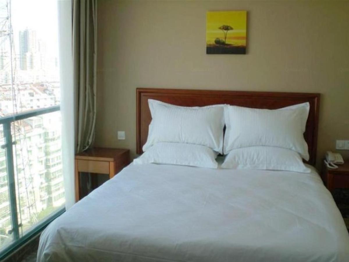 Greentree Inn Jiangsu Wuxi Hubin Business Street Business Hotel מראה חיצוני תמונה