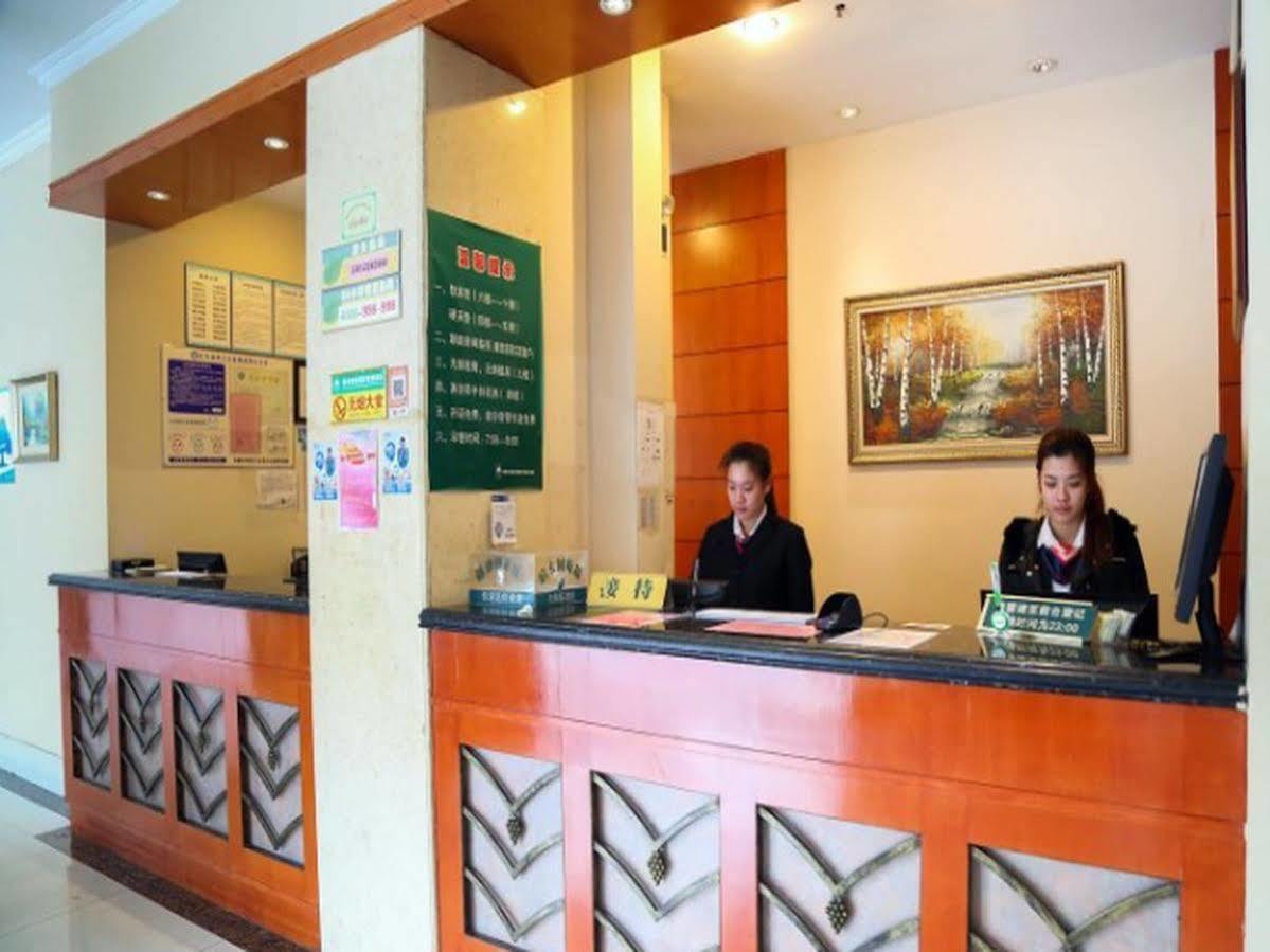 Greentree Inn Jiangsu Wuxi Hubin Business Street Business Hotel מראה חיצוני תמונה