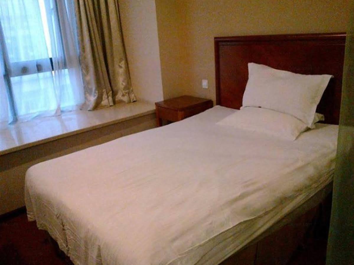Greentree Inn Jiangsu Wuxi Hubin Business Street Business Hotel מראה חיצוני תמונה