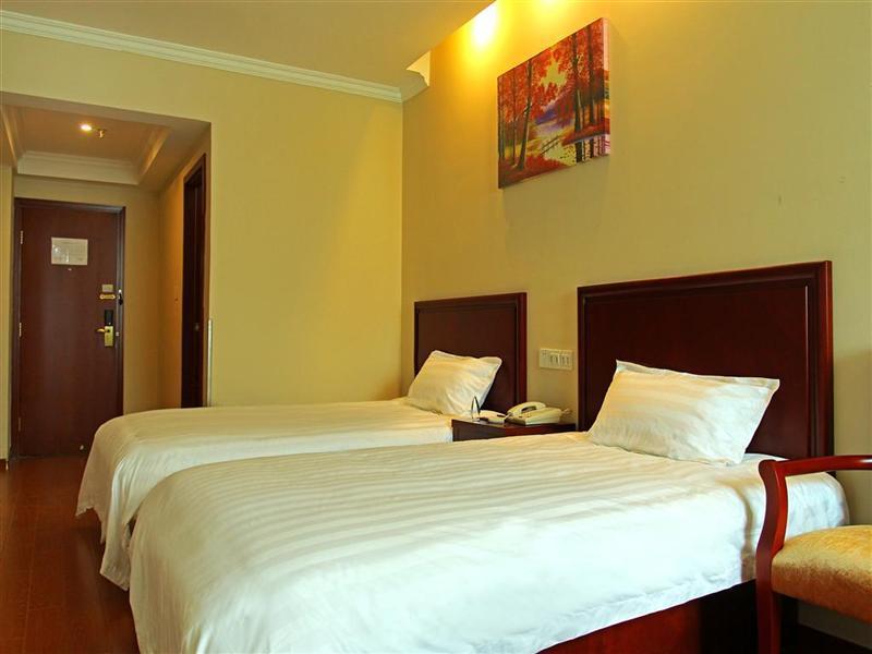 Greentree Inn Jiangsu Wuxi Hubin Business Street Business Hotel מראה חיצוני תמונה