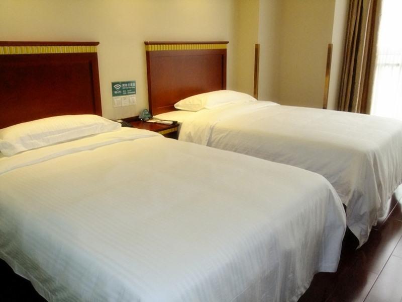 Greentree Inn Jiangsu Wuxi Hubin Business Street Business Hotel מראה חיצוני תמונה