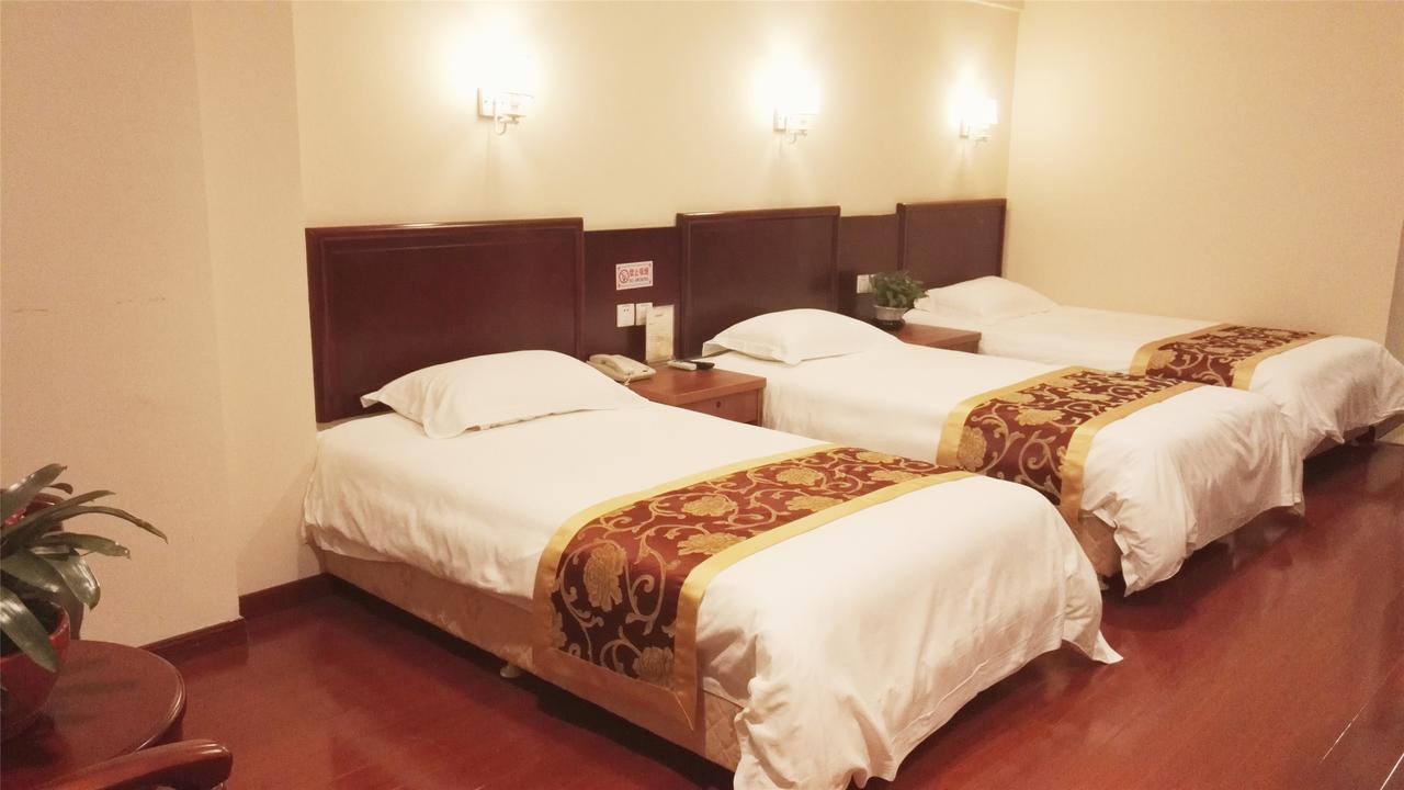 Greentree Inn Jiangsu Wuxi Hubin Business Street Business Hotel מראה חיצוני תמונה
