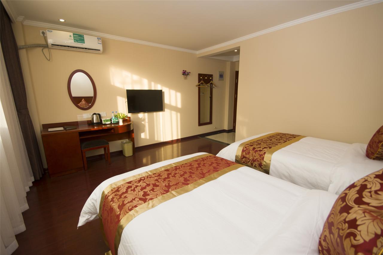 Greentree Inn Jiangsu Wuxi Hubin Business Street Business Hotel מראה חיצוני תמונה