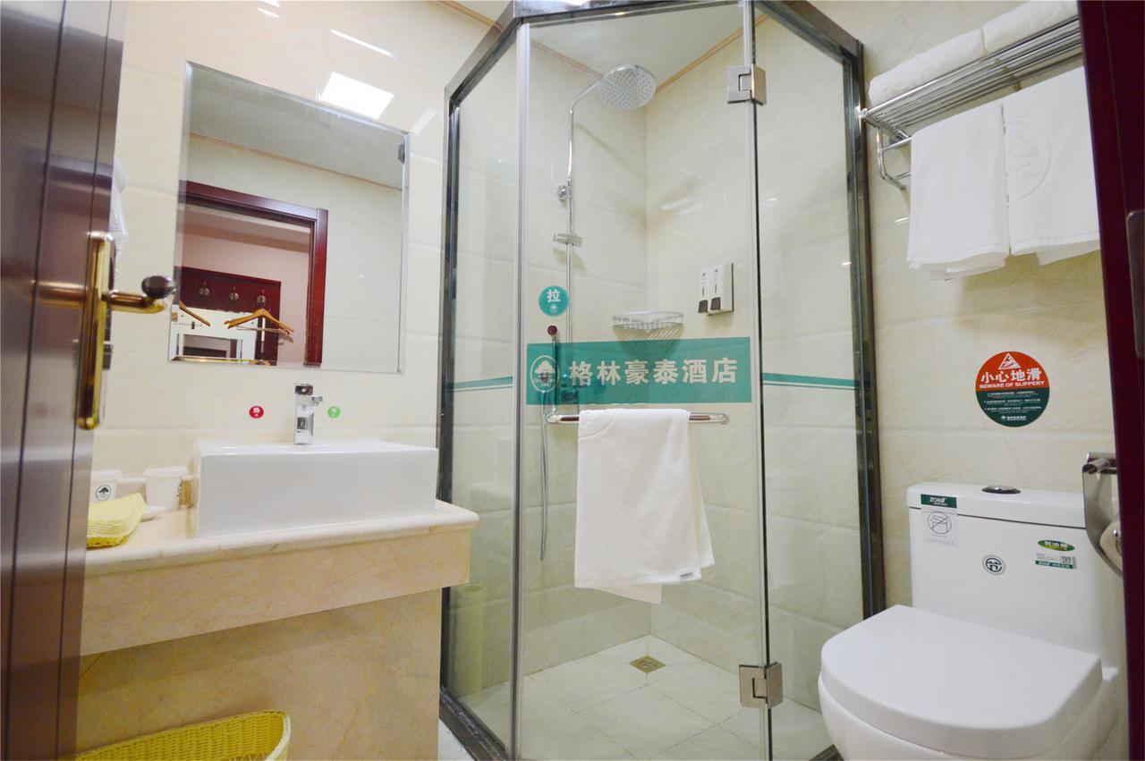 Greentree Inn Jiangsu Wuxi Hubin Business Street Business Hotel מראה חיצוני תמונה