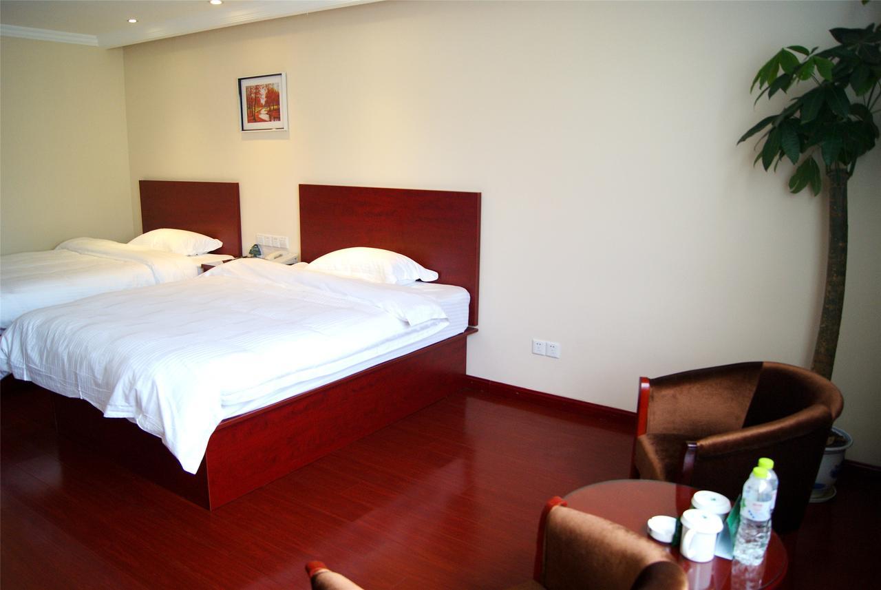 Greentree Inn Jiangsu Wuxi Hubin Business Street Business Hotel מראה חיצוני תמונה
