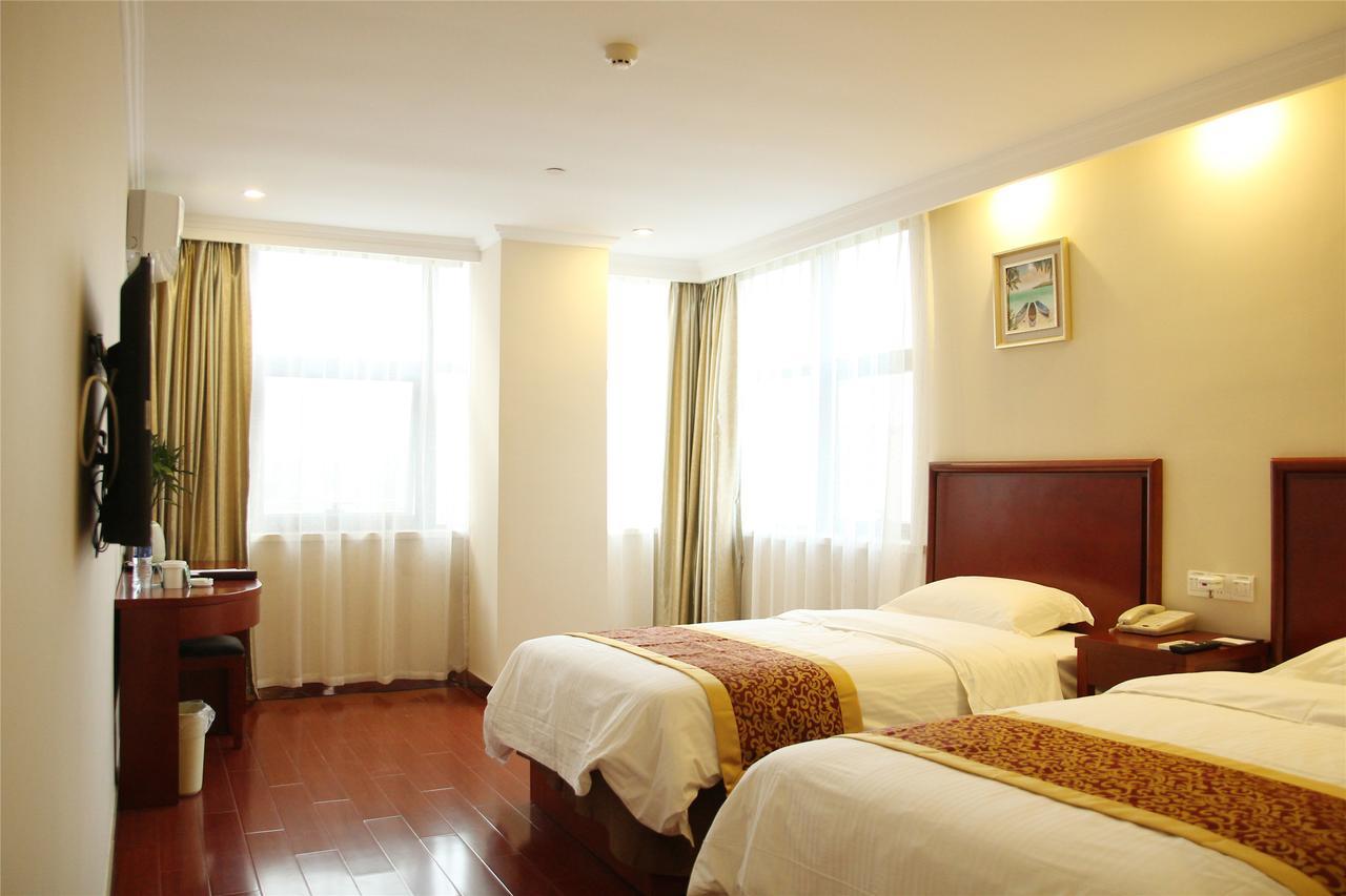Greentree Inn Jiangsu Wuxi Hubin Business Street Business Hotel מראה חיצוני תמונה
